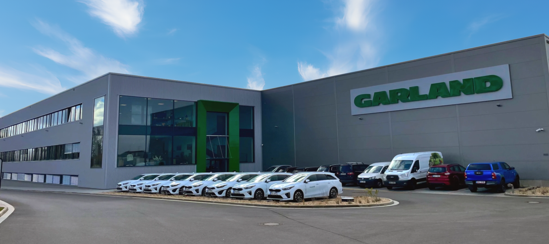 title_page-ver_12.png 579